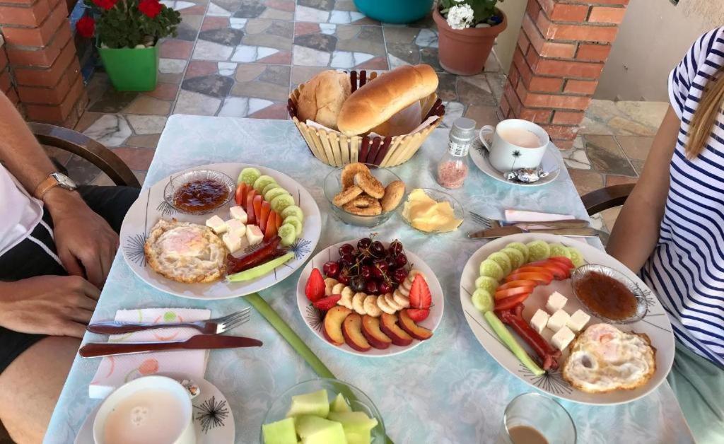 Arlind'S Apartaments Vlorë Екстериор снимка
