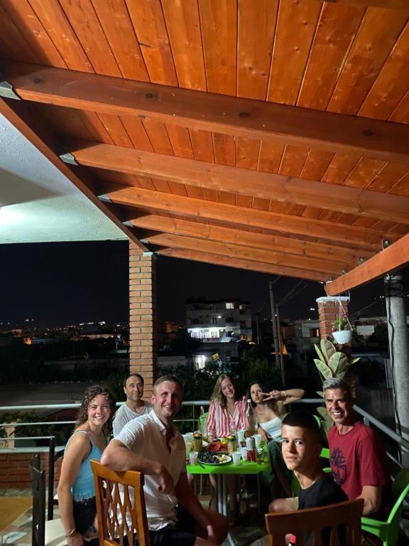 Arlind'S Apartaments Vlorë Екстериор снимка