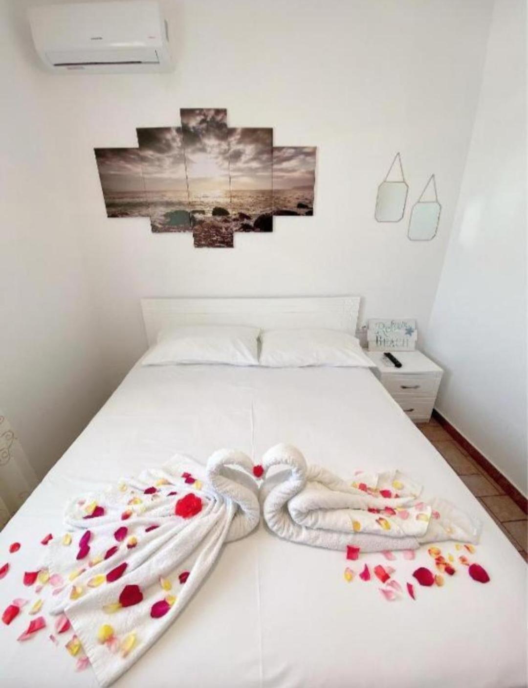 Arlind'S Apartaments Vlorë Екстериор снимка